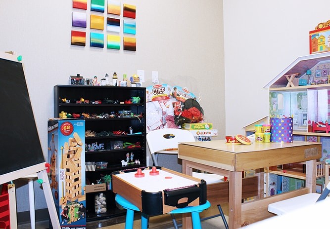 Ezra Medical 38th Street Kids Play Room